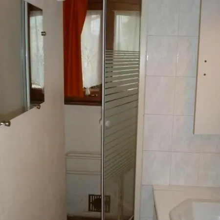 Royon, 3 Pièces, 4 Personnes - Fr-1-376-59